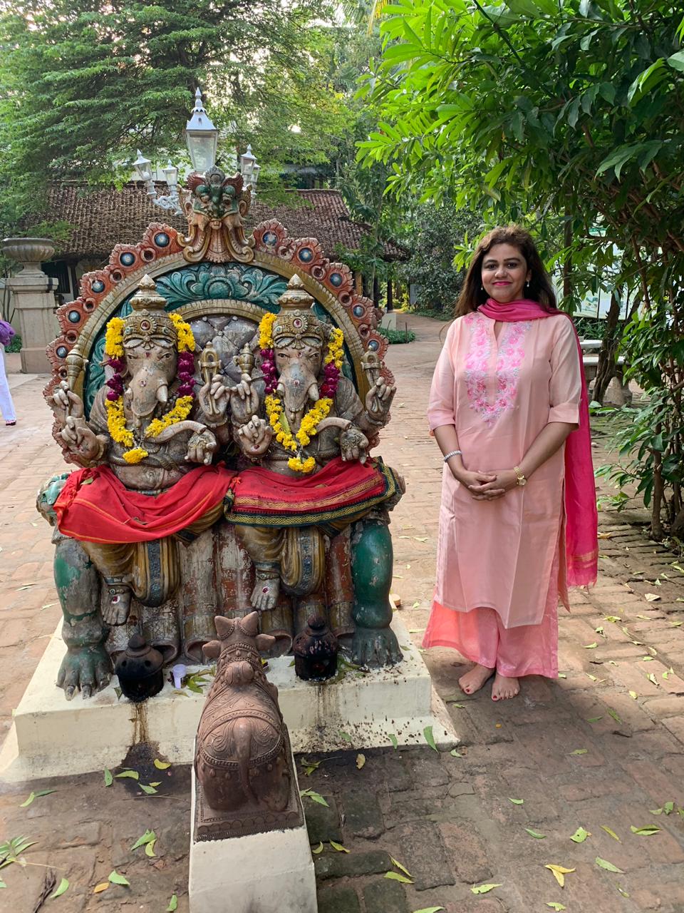 vanita lenka, tour of temples connected to 27 nakshatras, vlastrology